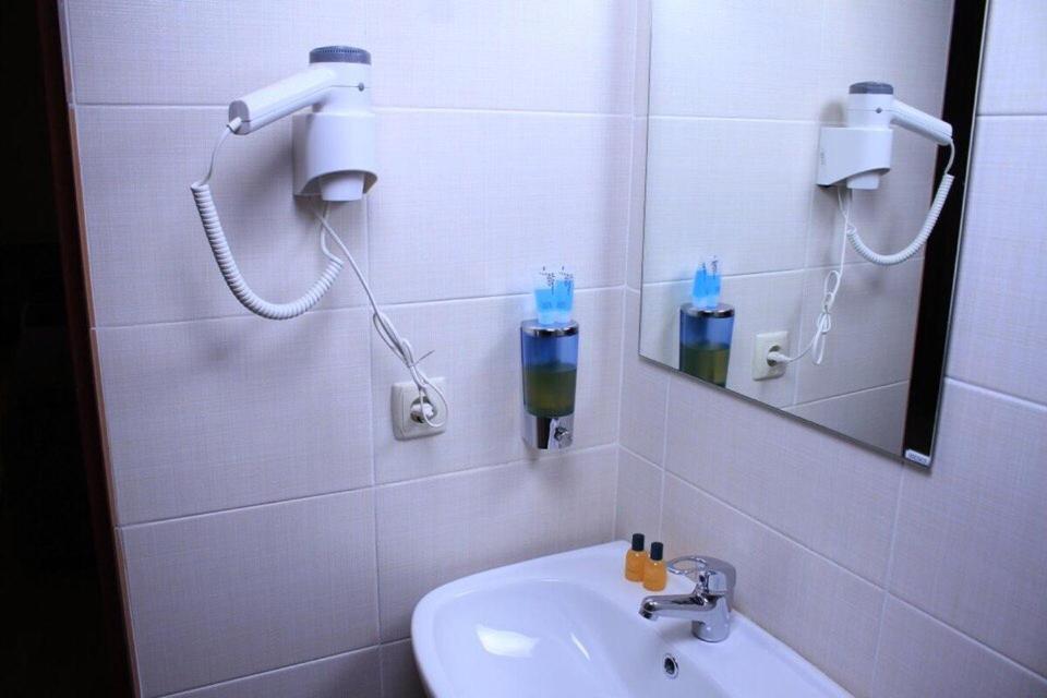 Korkem Hotel Астана Екстер'єр фото